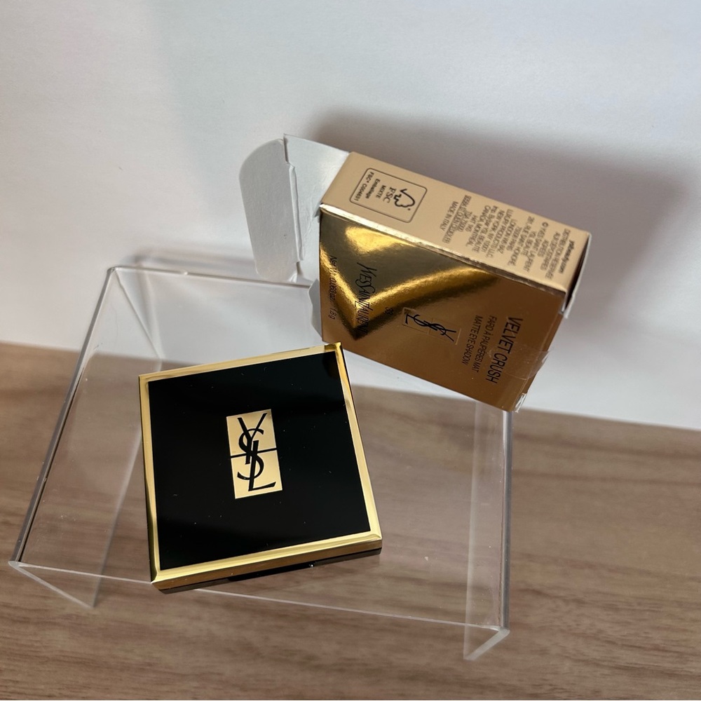 YSL Velvet Crush Eyeshadow
